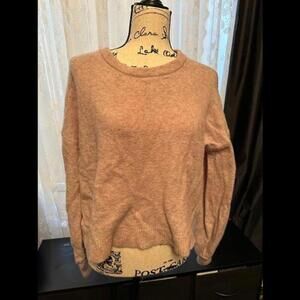 Soft Sweater in Warm Apricot - Classic Comfort